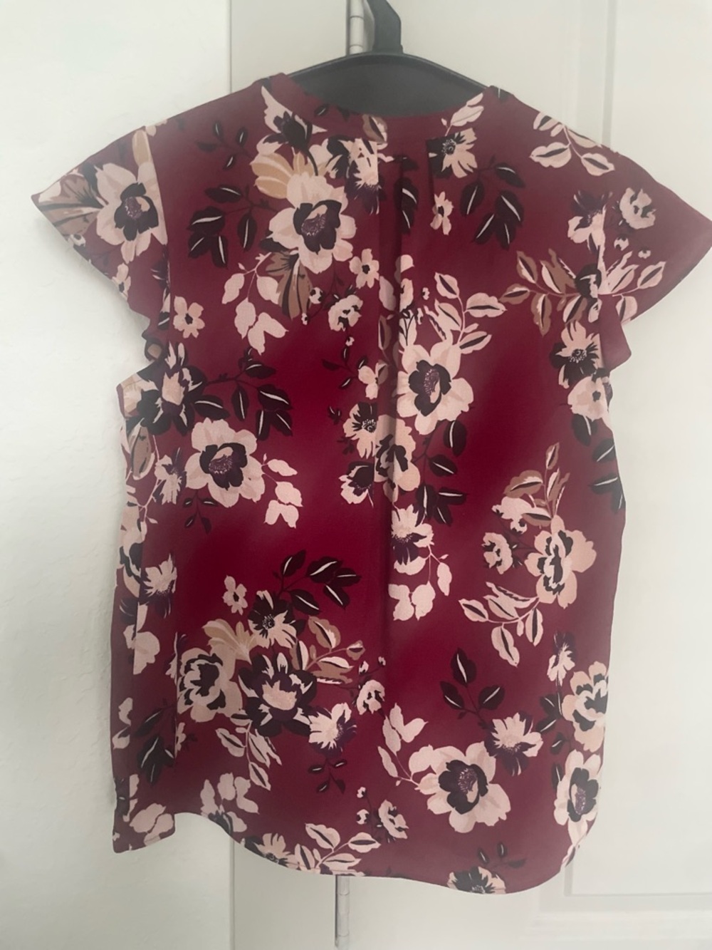 Calvin Klein Burgundy Floral Split-Neck Cap-Sleeve Blouse - Picture 3 of 3